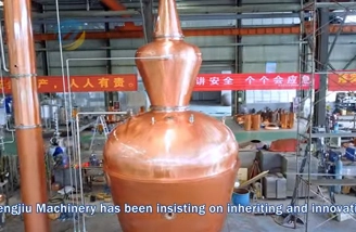 According to Customer Requirements of the Whole Red Copper Pot Distillation Equipment