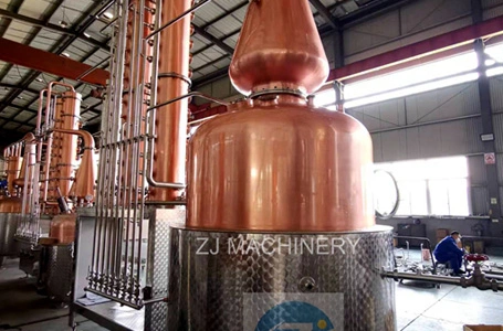 Detail of 1000L Vodka Still